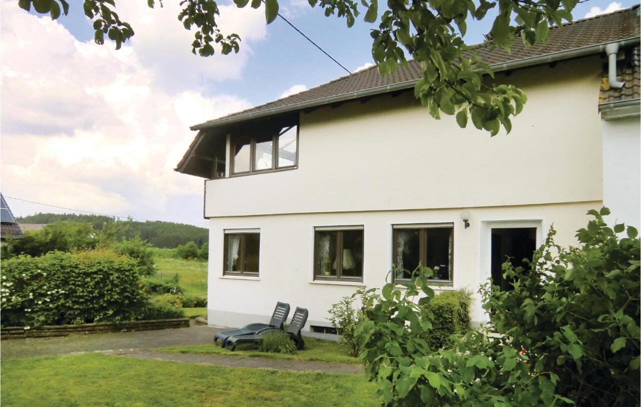 Stunning Apartment In Duppach With Kitchen Exteriör bild