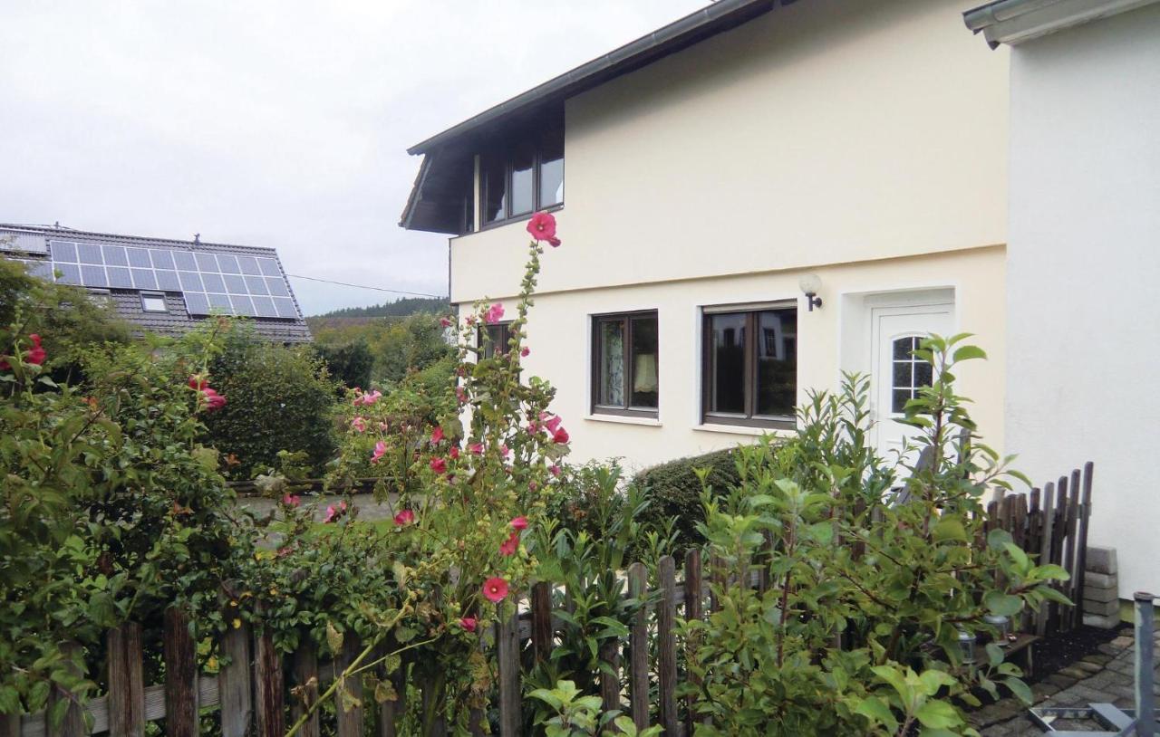 Stunning Apartment In Duppach With Kitchen Exteriör bild