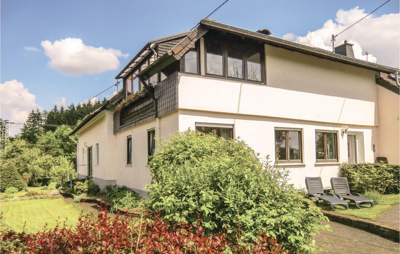 Stunning Apartment In Duppach With Kitchen Exteriör bild