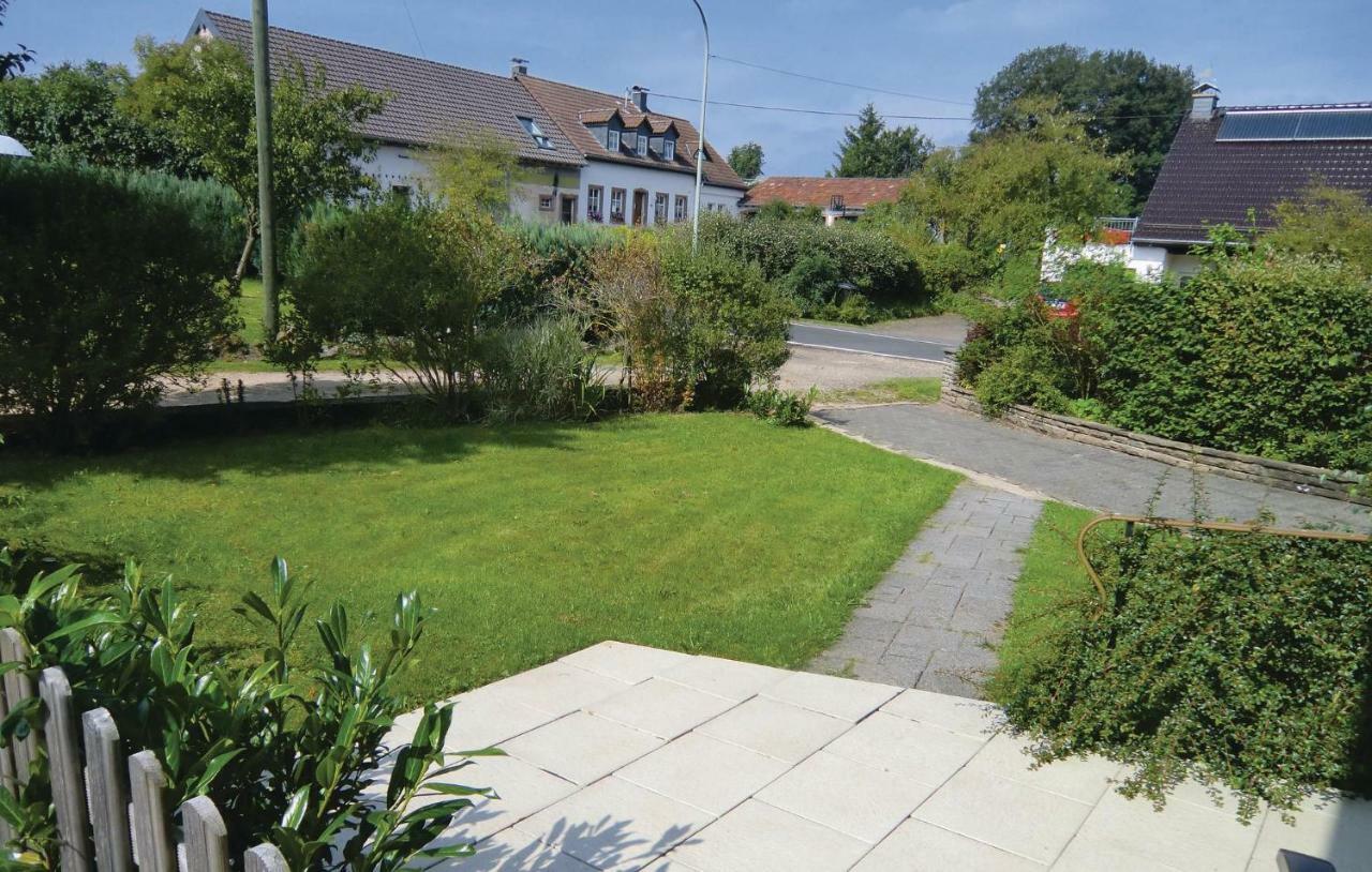 Stunning Apartment In Duppach With Kitchen Exteriör bild